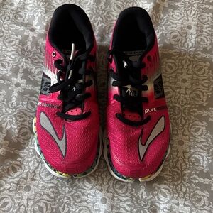 Brooks Women's Athletic Shoes - Pink and Black